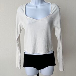 EUC Wild Fable white long sleeve ribbed sweetheart neck stretch crop top Sz XL